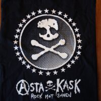 Asta Kask – Star Circle/Rock Mot Svinen (Black Shopping Bag)