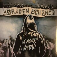 Världen Brinner – Vi Äger Natten! (Vinyl LP)