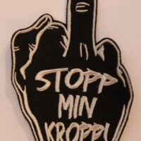 Krigsstigen – Stopp Min Kropp (Broderat Tygmärke/Embroidered Patch)